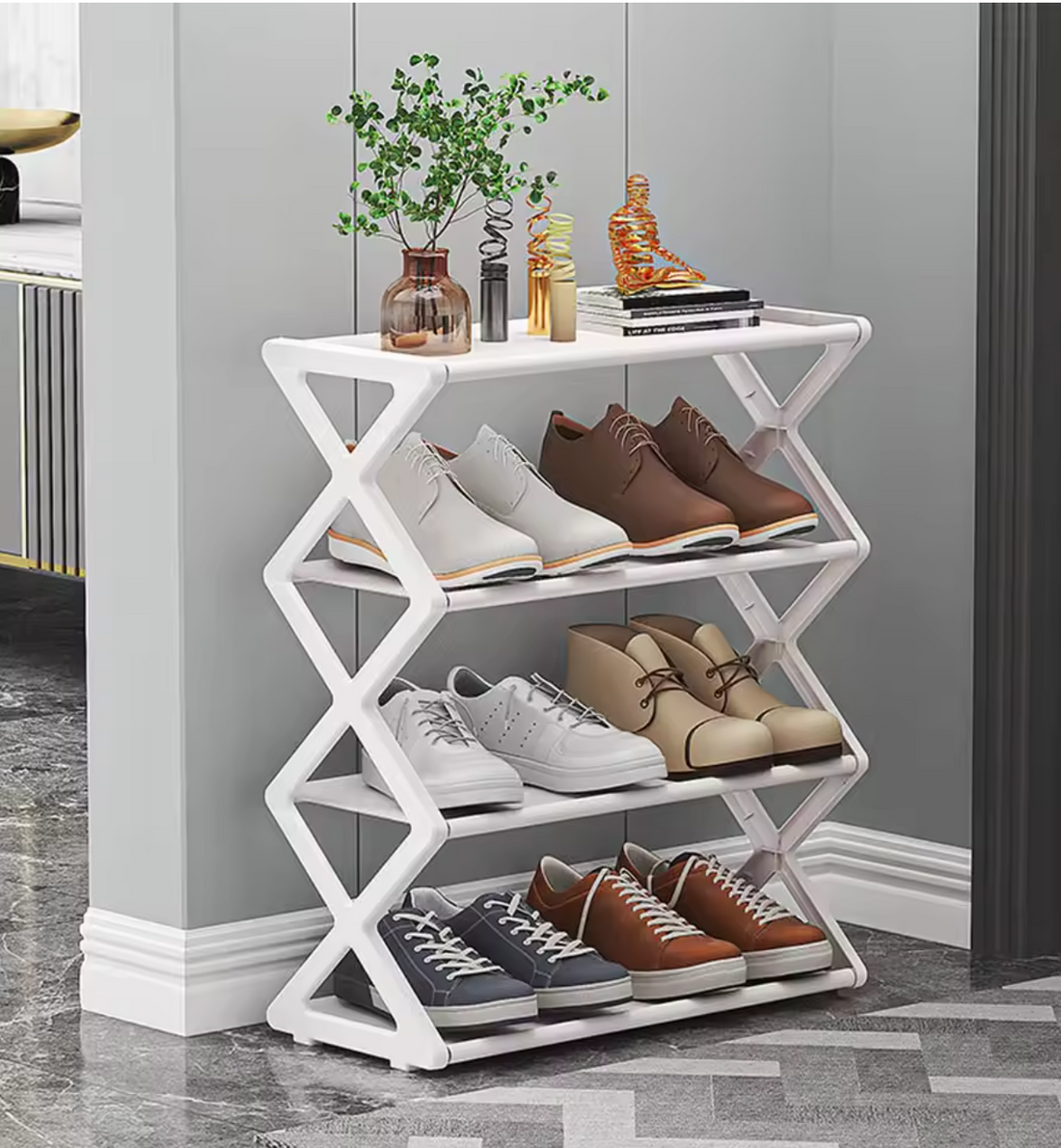 Schlankes Schuhregal Wunder