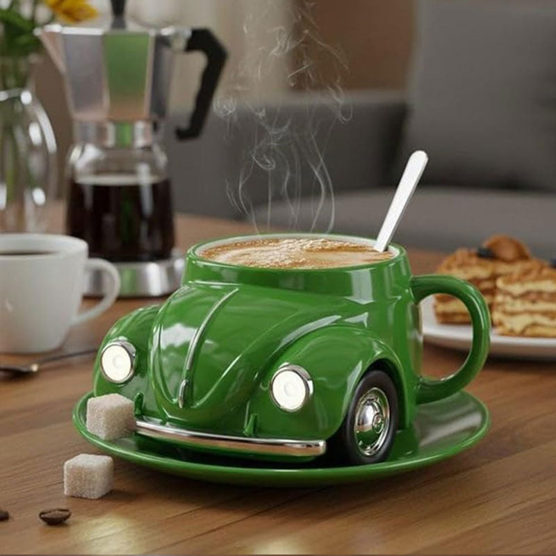 Skurriler Kaffeebecher Käfer